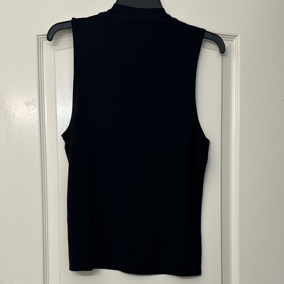 Abercrombie & Fitch Black Mock Neck Top - Picture 3 of 3